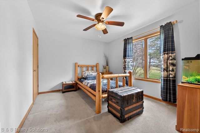 2927 N Blacks Corners Road, Imlay City, MI 48444