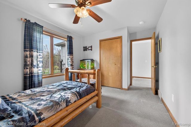 2927 N Blacks Corners Road, Imlay City, MI 48444