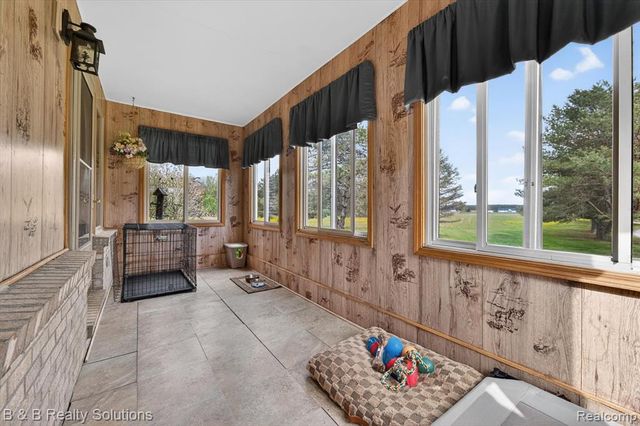 2927 N Blacks Corners Road, Imlay City, MI 48444