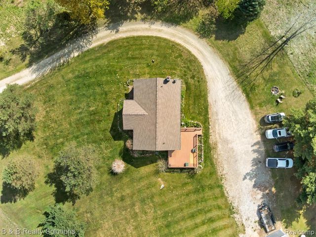 2927 N Blacks Corners Road, Imlay City, MI 48444