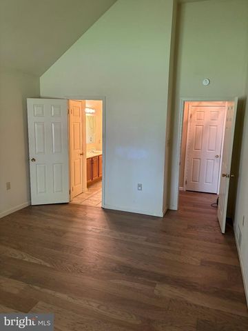 6188 GREENBRIAR LN, Fayetteville, PA 17222