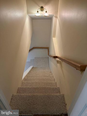 6188 GREENBRIAR LN, Fayetteville, PA 17222