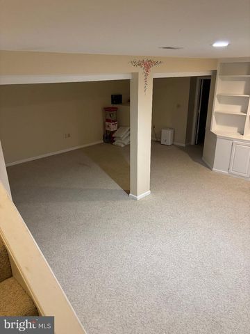 6188 GREENBRIAR LN, Fayetteville, PA 17222