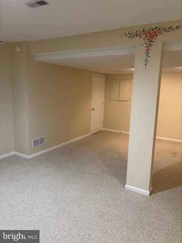 6188 GREENBRIAR LN, Fayetteville, PA 17222