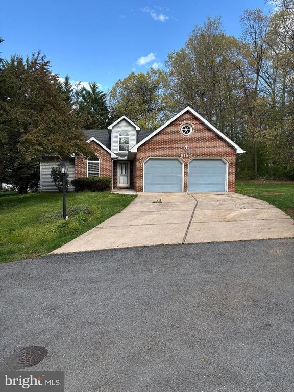 6188 GREENBRIAR LN, Fayetteville, PA 17222