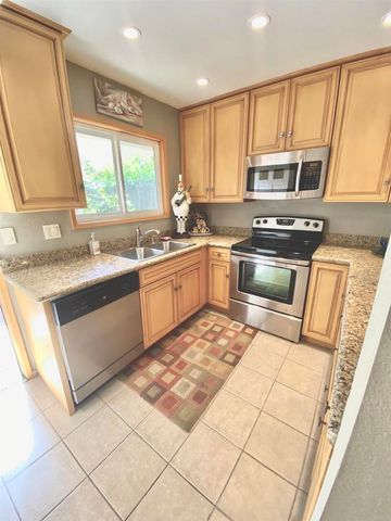 34354 Laura Way, Rancho Mirage, CA 92270