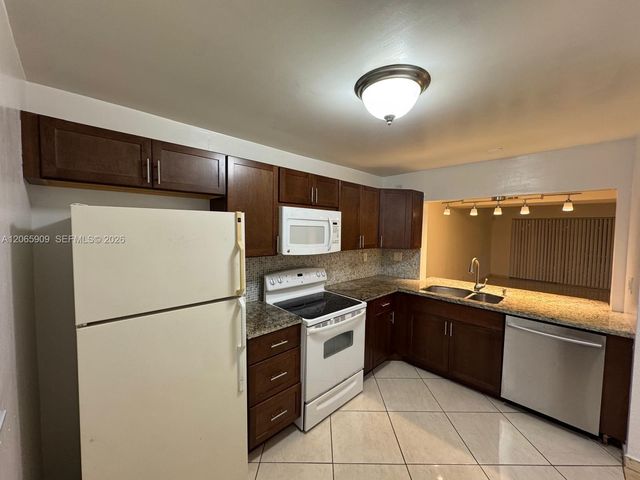 3022 Coral Springs Drive 104-3, Coral Springs, FL 33065