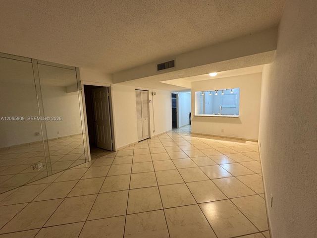3022 Coral Springs Drive 104-3, Coral Springs, FL 33065