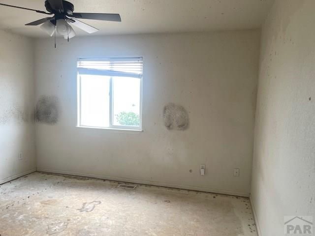 964 Moccasin Dr, Pueblo West, CO 81007