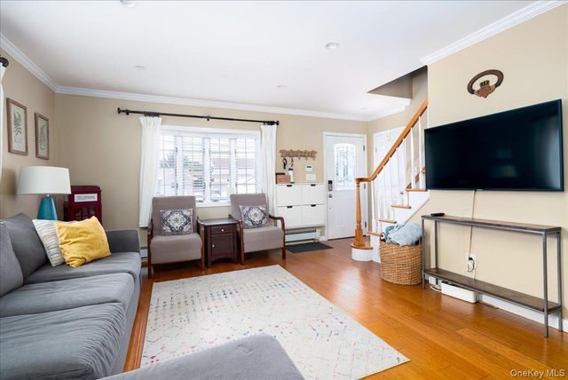 140 Euclid Avenue, Massapequa, NY 11758