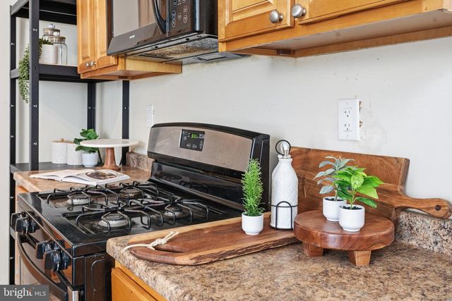 3036 W STILES ST, Philadelphia, PA 19121