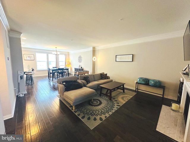 25576 TOLAR SQ, Chantilly, VA 20152