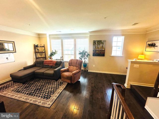 25576 TOLAR SQ, Chantilly, VA 20152