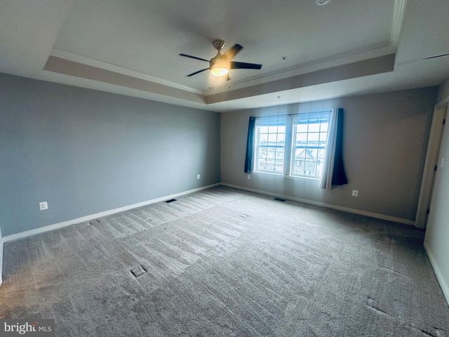 25576 TOLAR SQ, Chantilly, VA 20152