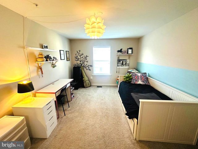 25576 TOLAR SQ, Chantilly, VA 20152