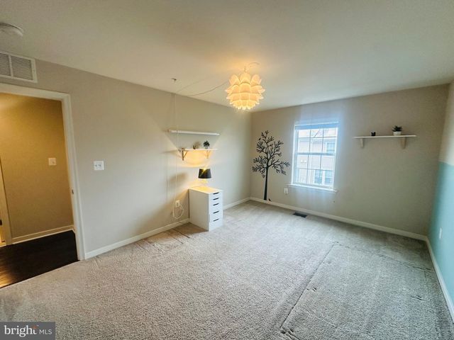 25576 TOLAR SQ, Chantilly, VA 20152