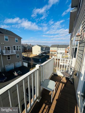 25576 TOLAR SQ, Chantilly, VA 20152