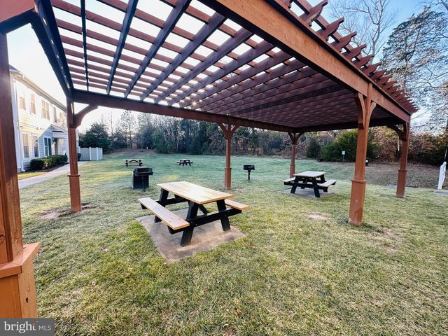 25576 TOLAR SQ, Chantilly, VA 20152