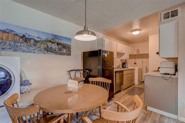 16359 W 10th Avenue XX4, Golden, CO 80401