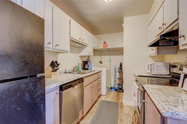 16359 W 10th Avenue XX4, Golden, CO 80401