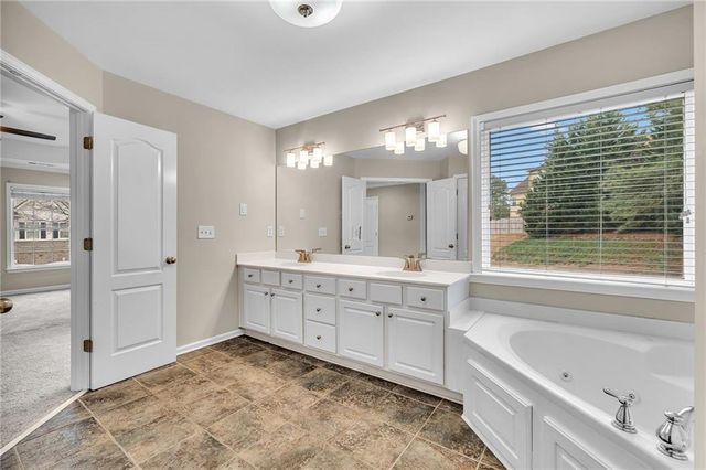 5401 Stone Cove Drive SW, Atlanta, GA 30331