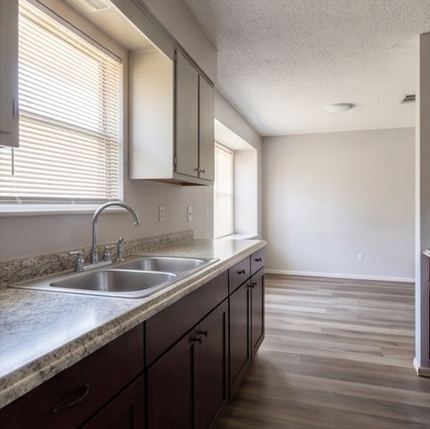 904 S Murray Street, Mckinney, TX 75069