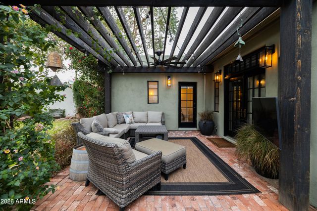 505 W CORONADO Road, Phoenix, AZ 85003