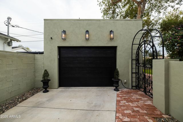 505 W CORONADO Road, Phoenix, AZ 85003