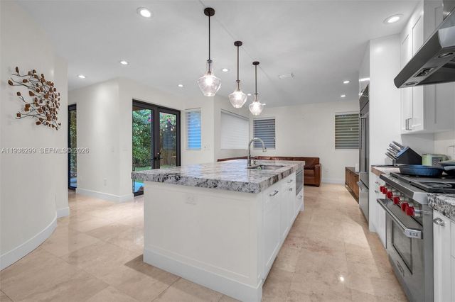 627 Alcazar Ave, Coral Gables, FL 33134