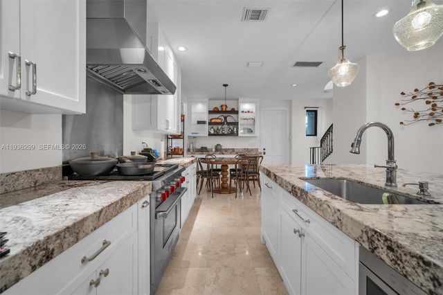 627 Alcazar Ave, Coral Gables, FL 33134