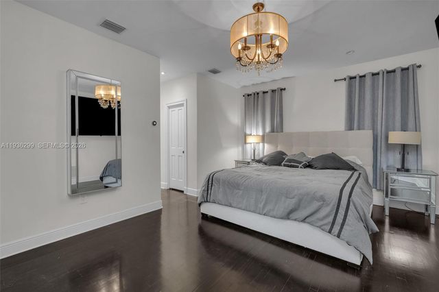 627 Alcazar Ave, Coral Gables, FL 33134