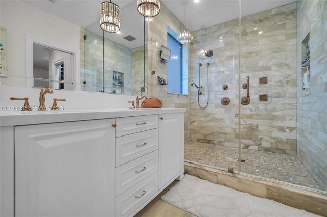 627 Alcazar Ave, Coral Gables, FL 33134