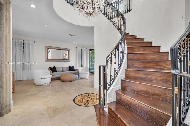 627 Alcazar Ave, Coral Gables, FL 33134