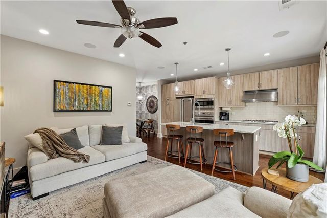 307 Canton Way, Roswell, GA 30075