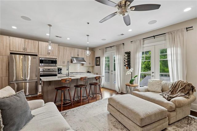 307 Canton Way, Roswell, GA 30075
