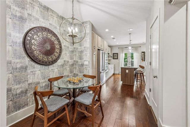 307 Canton Way, Roswell, GA 30075