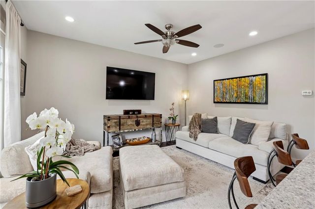 307 Canton Way, Roswell, GA 30075