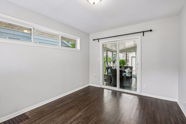 5900 Queen Avenue S, Minneapolis, MN 55410