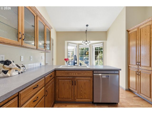 231 EAST St, Oregon City, OR 97045