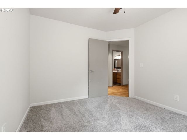 231 EAST St, Oregon City, OR 97045