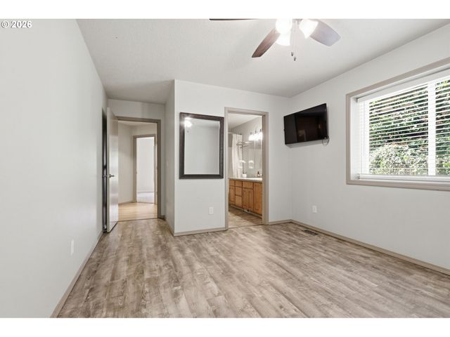 231 EAST St, Oregon City, OR 97045