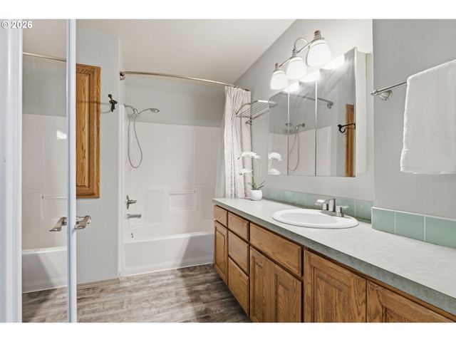 231 EAST St, Oregon City, OR 97045