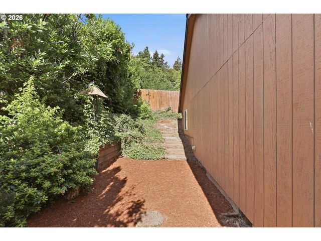 231 EAST St, Oregon City, OR 97045