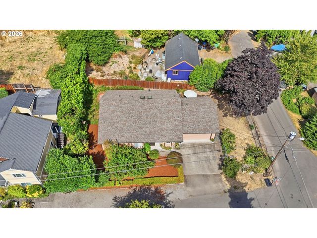 231 EAST St, Oregon City, OR 97045