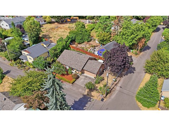 231 EAST St, Oregon City, OR 97045