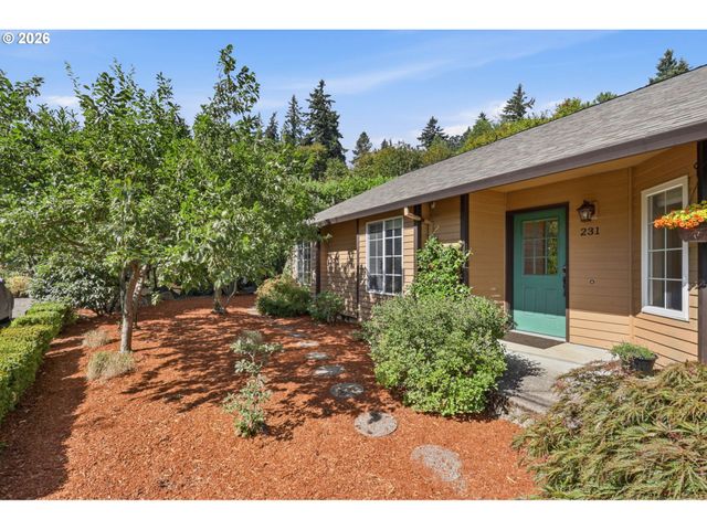 231 EAST St, Oregon City, OR 97045