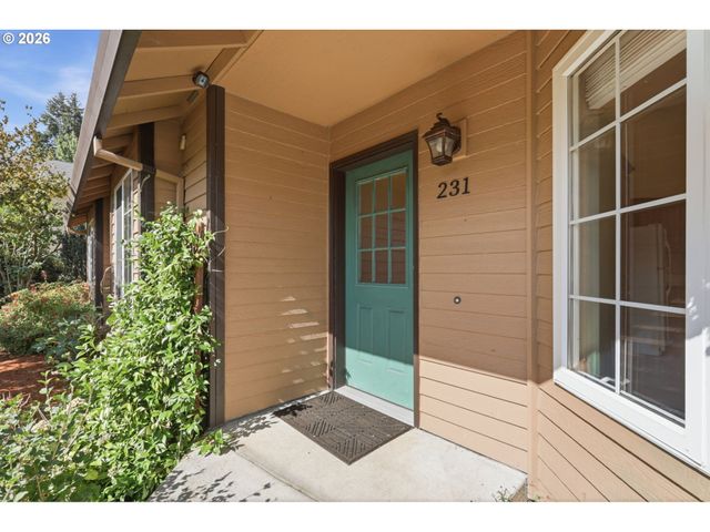 231 EAST St, Oregon City, OR 97045