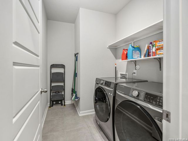4521 Longhorn Crst, San Antonio, TX 78245