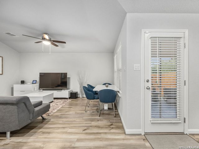 4521 Longhorn Crst, San Antonio, TX 78245