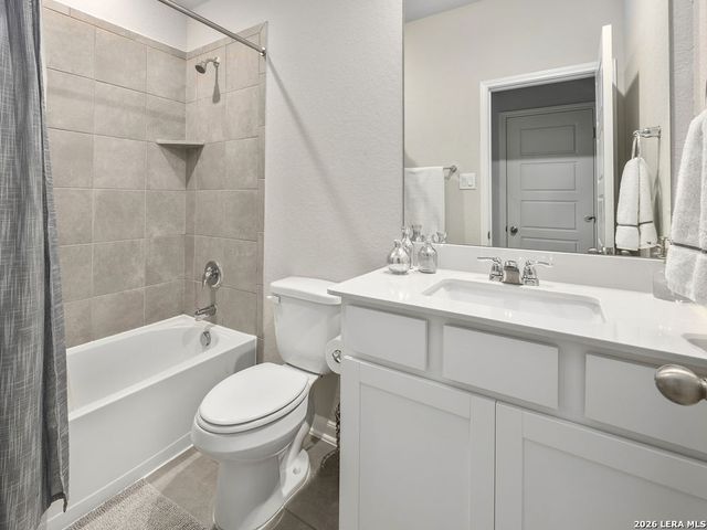 4521 Longhorn Crst, San Antonio, TX 78245